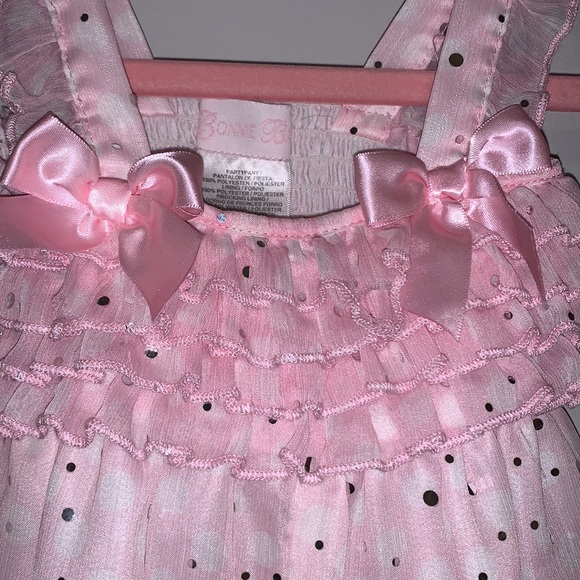 Cute sparkly and pink romper size 12 months - Picture 3 of 5